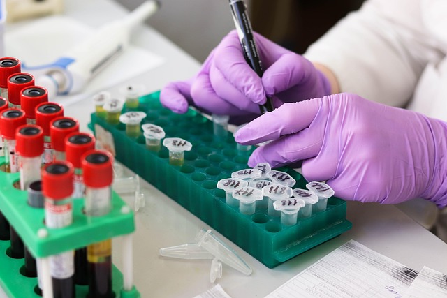How to Track Your Cycle to Accurately Time Your Hormone Labs